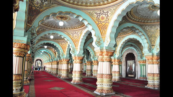 ಹಿಂದೂ ಗ್ರೀಕ್ ಕಲೆಯ ರೂಪರೇಖೆ 