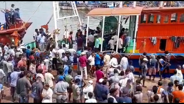 Udupi: Rowdyism From Tamil Nadu Fishermen In Malpe