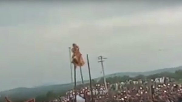 'ಘಟಸರ್ಪ ಕಂಗಾಲಾದೀತಲೇ ಪರಾಕ್' 