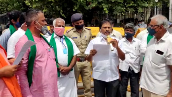 ತಪ್ಪು ಹೇಳಬೇಕಲ್ಲವಾ?