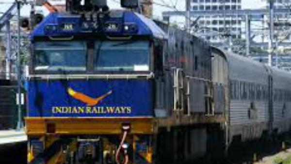 ವಿಶೇಷ ರೈಲುಗಳ ಘೋಷಣೆ