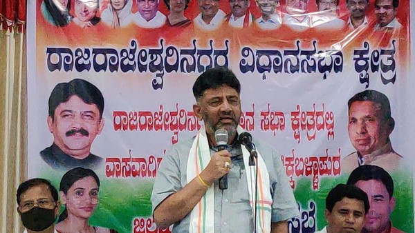 ಜಮೀರ್ ಹೇಳಿಕೆಗೆ ಡಿಕೆಶಿ ಗರಂ ಜಮೀರ್ ಹೇಳಿಕೆಗೆ ಡಿಕೆಶಿ ಗರಂ