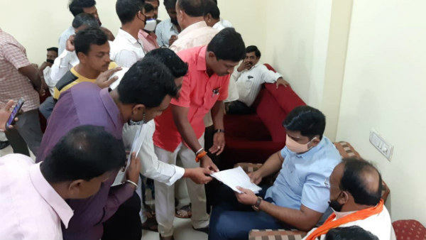 ಆ ಸಚಿವ, ಪರಿಷತ್ ಸದಸ್ಯ ಯಾರು?