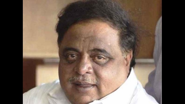 ಊರಿನ ಹಬ್ಬದಂತೆ ಅಂಬಿ ಹುಟ್ಟುಹಬ್ಬ ಆಚರಣೆ ಊರಿನ ಹಬ್ಬದಂತೆ ಅಂಬಿ ಹುಟ್ಟುಹಬ್ಬ ಆಚರಣೆ