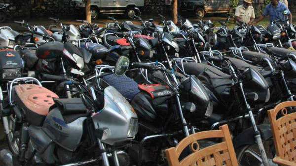 ಮುಗ್ಧರು ಬಲಿಯಾಗುತ್ತಿದ್ದಾರೆ 