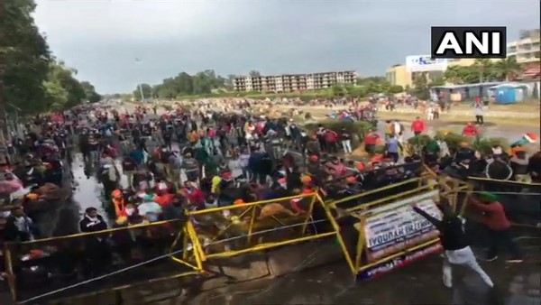 ಕೇಂದ್ರ ಸರ್ಕಾರ ಮಾಡಿದ್ದೇನು? ಕೇಂದ್ರ ಸರ್ಕಾರ ಮಾಡಿದ್ದೇನು?