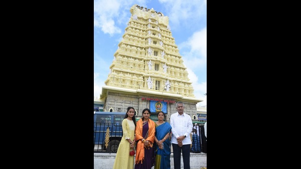  Mysuru: RR Nagara Congress Candidate H Kusuma Visited To Chamundi Hill