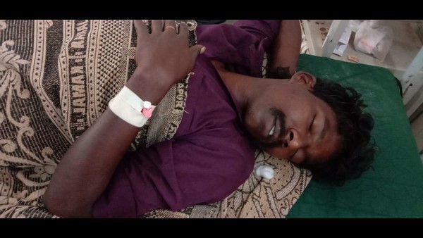 Chitradurga: Suicide Attempt By Young Man In The Fear Of Arrest Chitradurga: Suicide Attempt By Young Man In The Fear Of Arrest