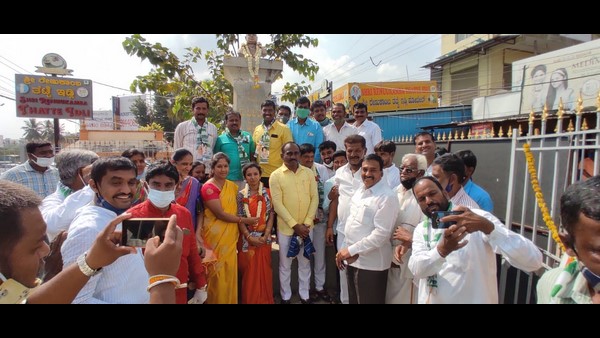 ವಿಜಯೋತ್ಸವ ಆಚರಣೆ