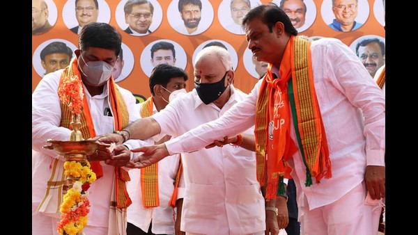 ಕ್ಷೇತ್ರದಲ್ಲಿ 42 ಸಾವಿರ ನಕಲಿ ಮತದಾರರು
