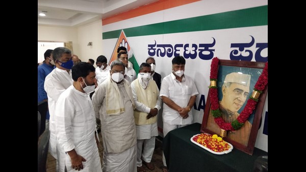 ಮೋದಿ ಪ್ರಧಾನಿ ಆಗಲು ನೆಹರು ಕಾರಣ ಮೋದಿ ಪ್ರಧಾನಿ ಆಗಲು ನೆಹರು ಕಾರಣ