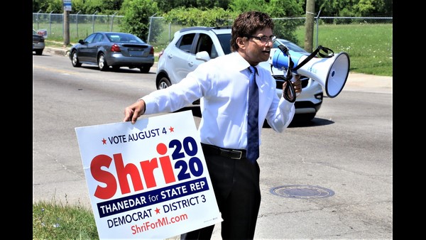 ತಮ್ಮದೇ ಸಂಪತ್ತನ್ನು ಬಳಸಿದ್ದರು