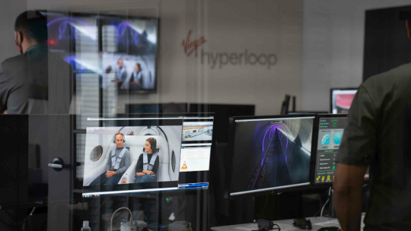 ವರ್ಜಿನ್ ಹೈಪರ್ ಲೂಪ್ ನ ಸಿಇಒ ಜೇಯ್ ವಾಲ್ಡರ್ 