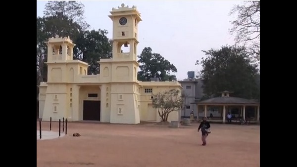 ವಿಶ್ವವಿದ್ಯಾಲಯದ ಸ್ಥಾಪನೆಗೆ ಕಾರಣವಾದ ಸಂದರ್ಭ 