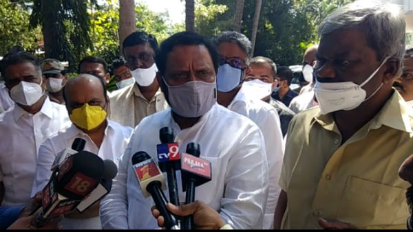 Lakshmana Savadi controversial statement farmers leaders behind bus strike