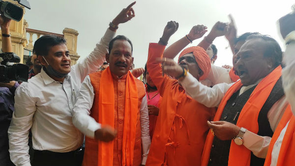 ಬೇಕಾಬಿಟ್ಟಿ ಹಸು ಸಾಗಣೆ ಮಾಡುವಂತಿಲ್ಲ