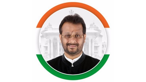 ದೇವೇಗೌಡರ ನಿರ್ಧಾರ ದೇವೇಗೌಡರ ನಿರ್ಧಾರ