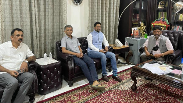 ಯಾವಾಗ ಪಕ್ಷ ಸೇರ್ಪಡೆ?