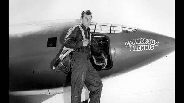 89ನೇ ವಯಸ್ಸಲ್ಲಿ ಫೈಟರ್ ಜೆಟ್ ಏರಿದ್ದರು..! 