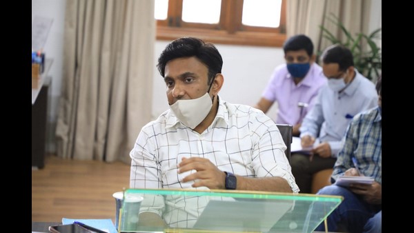 ಹತ್ತು ಜನರಲ್ಲಿ ಪಾಸಿಟಿವ್!