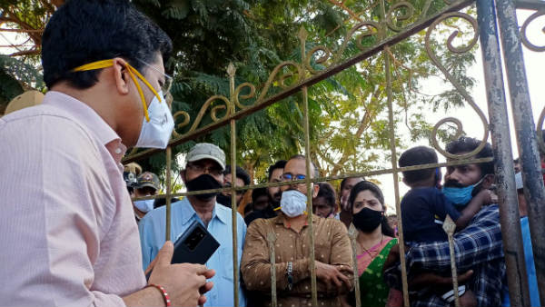 ಜಿಲ್ಲಾಧಿಕಾರಿಗಳ ಮುಂದೆ ಆರೋಪ