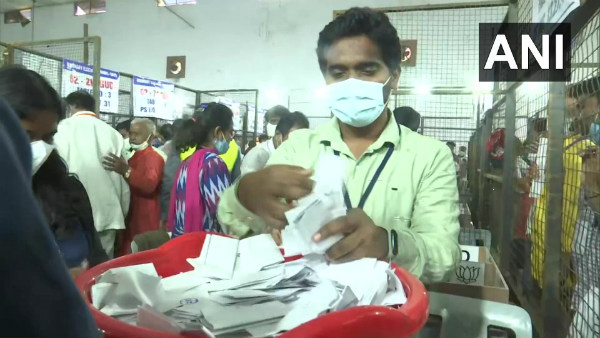 GHMC election result 2020: Counting updates, TRS eyes big win in Hyderabad GHMC election result 2020: Counting updates, TRS eyes big win in Hyderabad