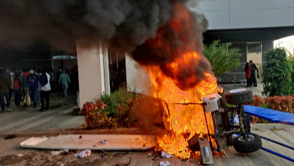 ನೌಕರರಿಗೆ ವೇತನ ತಲುಪಿಲ್ಲ