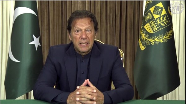 ಗಾಂಜಾ ಬೆಳೆಯಲು ಮುಂದಾದ ಪಾಕಿಸ್ತಾನ 