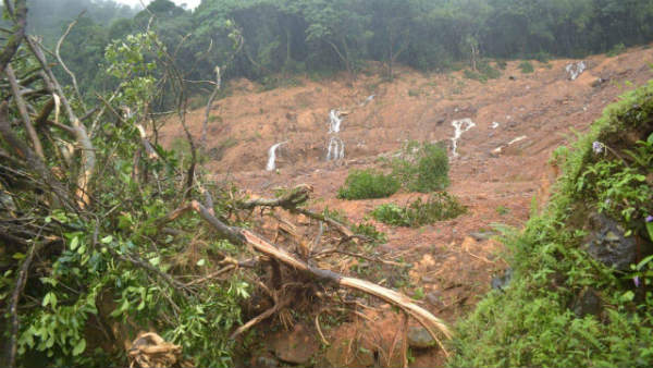ಜಿಲ್ಲೆಯ 12 ಕಡೆಗಳಲ್ಲಿ ಭೂಕುಸಿತ