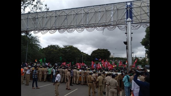 ದೆಹಲಿಯಲ್ಲಿ ಅಮರಿಂದರ್ ಸಿಂಗ್, ಅಮಿತ್ ಶಾ ಭೇಟಿ 