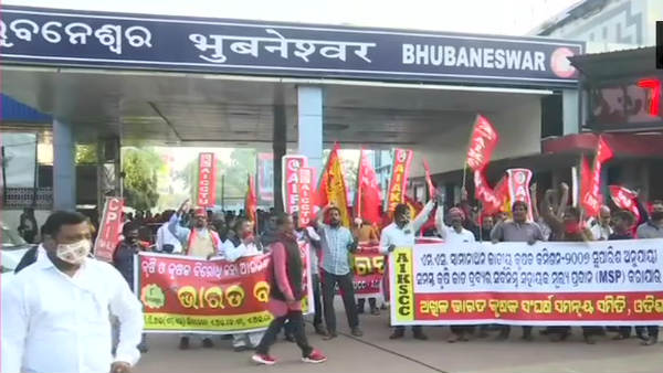 ಓಡಿಶಾದಲ್ಲಿಯೂ ರೈಲು ತಡೆ