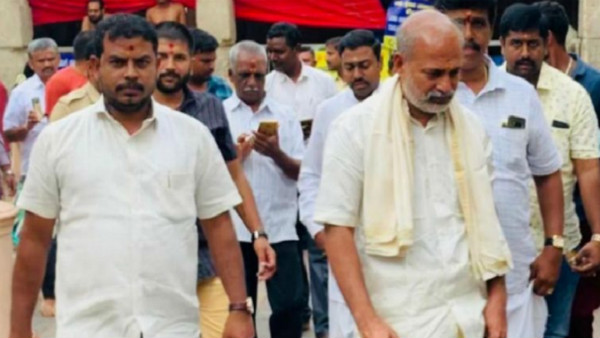 ಚಾಮುಂಡೇಶ್ವರಿ ದೇವಾಲಯಕ್ಕೆ ಆಗಮಿಸಿದ ಸಾ.ರಾ.ಮಹೇಶ್ 