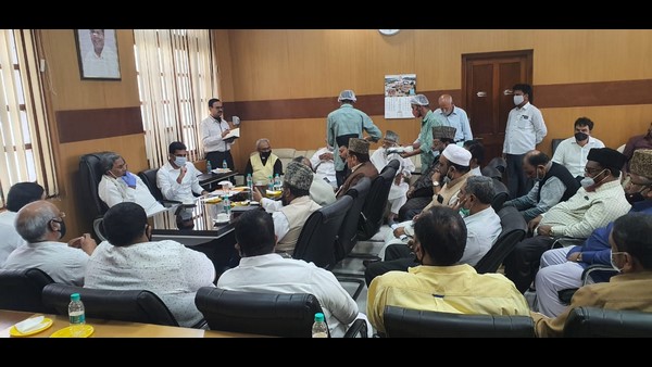 ಕಾನೂನು ವಿರೋಧಿಸುತ್ತೇವೆ ಕಾನೂನು ವಿರೋಧಿಸುತ್ತೇವೆ