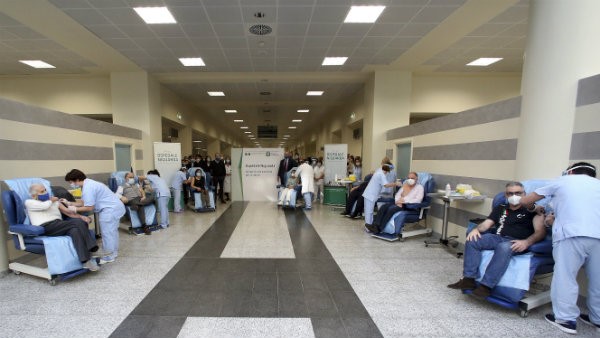 ಬ್ರಿಟನ್ ಜನರಿಗೆ ಲಸಿಕೆ ಸಿಕ್ಕಿದೆ 