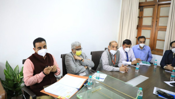 Karnataka is prepared to face new Virus from UK: Sudhakar