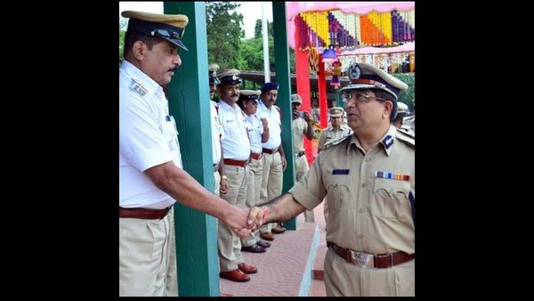 ರಸ್ತೆಯಲ್ಲಿ ಏನೆಲ್ಲಾ ಸಮಸ್ಯೆ ಎದುರಿಸುತ್ತಾರೆ 