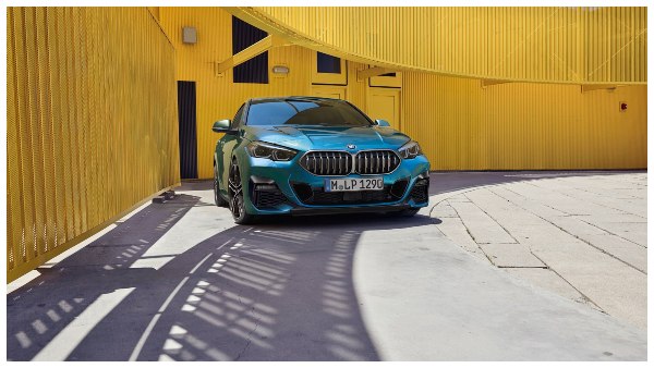 BMW 220i M ಸ್ಪೋರ್ಟ್: INR 40,90,000 