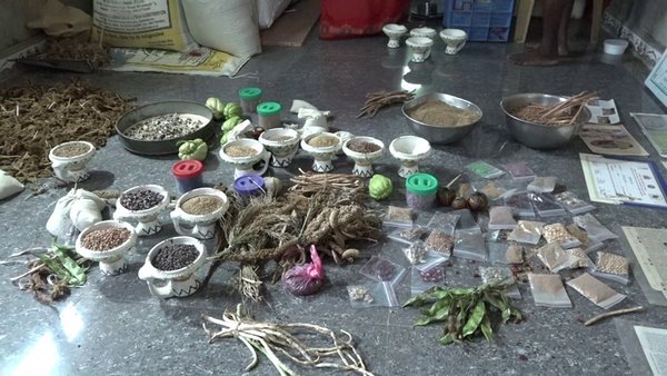 ಪಾಪಮ್ಮರನ್ನು ಹಲವು ಸಂಘ-ಸಂಸ್ಥೆಗಳು ಗೌರವಿಸಿದೆ ಪಾಪಮ್ಮರನ್ನು ಹಲವು ಸಂಘ-ಸಂಸ್ಥೆಗಳು ಗೌರವಿಸಿದೆ