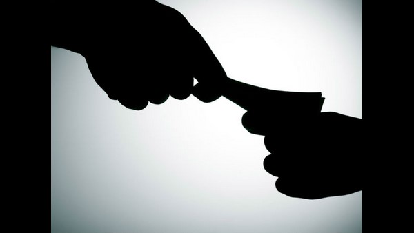 ಪೊಲೀಸ್ ಇನ್ಸ್ ಪೆಕ್ಟರ್ ವಿರುದ್ಧ ತನಿಖೆ : 