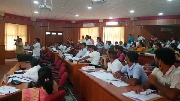 ಬಾಟಲಿ ಬದಲು ಲೋಟದಲ್ಲಿ ನೀರು ಕೊಡುತ್ತಿದ್ದೀರಿ