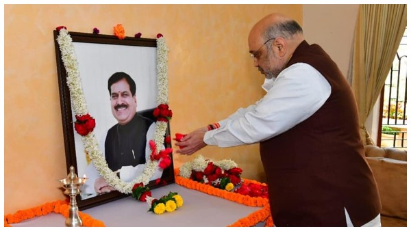 Amit Shah Visits Suresh Angadi House 