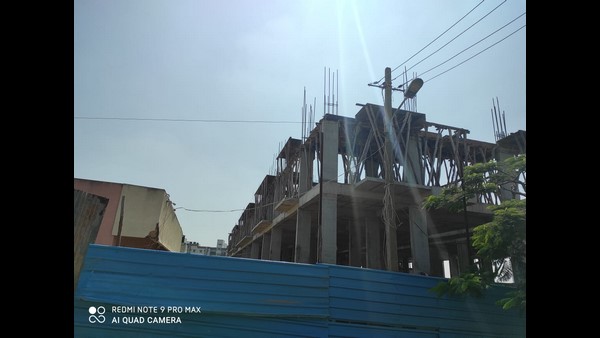 ಮೊದಲ ಹಂತದಲ್ಲಿ 300 ಎಕರೆ : 