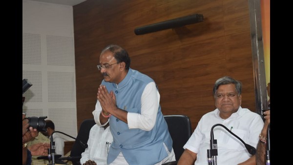 ಮಹದೇವಪುರ ಶಾಸಕ ಅರವಿಂದ ಲಿಂಬಾವಳಿ 