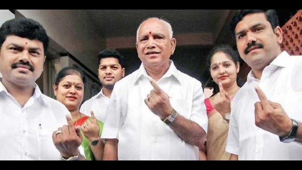 ರಾಜಕೀಯದಲ್ಲಿ ಯಾರೂ ಶತ್ರುಗಳಲ್ಲ.. ಮಿತ್ರರೂ ಇಲ್ಲ.. ರಾಜಕೀಯದಲ್ಲಿ ಯಾರೂ ಶತ್ರುಗಳಲ್ಲ.. ಮಿತ್ರರೂ ಇಲ್ಲ..