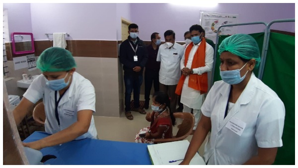 Covid-19 Vaccination Drive Inaugurated In All Districts Of Karnataka