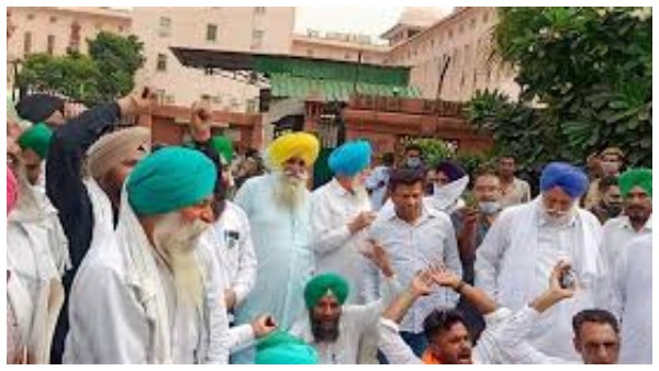 ಟ್ರ್ಯಾಕ್ಟರ್ ಮೆರವಣಿಗೆಗೆ ಅನುಮತಿ ಕೇಳಿ