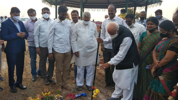 MP GM Siddeshwara kick starts Kundavada lake developement works under Smart City Scheme 
