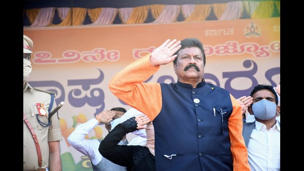 ಕೃಷಿ ಖಾತೆಯ ಸಚಿವ ಬಿ.ಸಿ.ಪಾಟೀಲ್ ಕೃಷಿ ಖಾತೆಯ ಸಚಿವ ಬಿ.ಸಿ.ಪಾಟೀಲ್