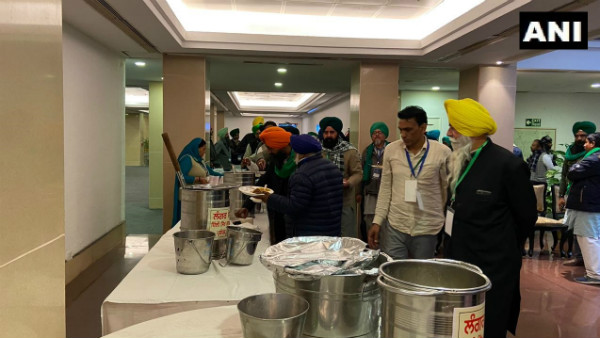Farmers Refuse To Share A Lunch With Central Ministers Farmers Refuse To Share A Lunch With Central Ministers