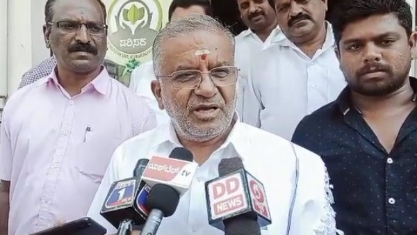 ರಾಜಕೀಯ ವಲಯದಲ್ಲಿ ಸಂಚಲನ